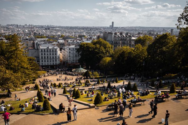 Asheville, Ville Vibrante et Paris Audacieux