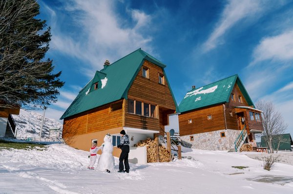 Comment les chalets de bois mean redéfinissent l'escapade parfaite en montagne ?
